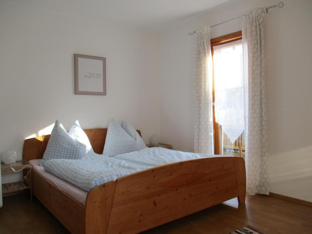 דירות אוטנדורף Haus Am Dorfplatz מראה חיצוני תמונה