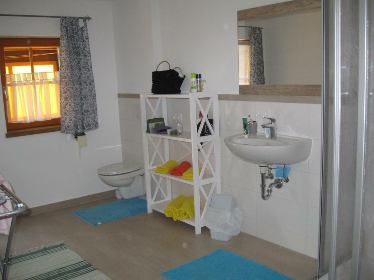 דירות אוטנדורף Haus Am Dorfplatz מראה חיצוני תמונה