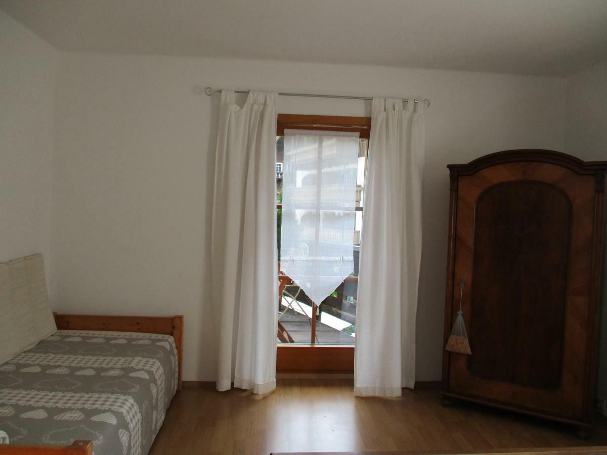 דירות אוטנדורף Haus Am Dorfplatz מראה חיצוני תמונה